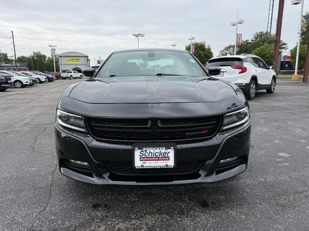 Used 2021 Dodge Charger SXT w/ Blacktop Package AWD/4WD image 9
