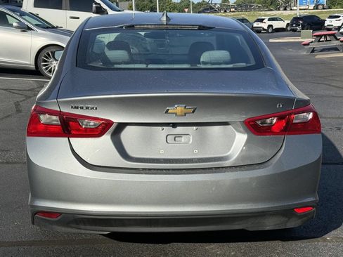 Used 2023 Chevrolet Malibu LT FWD image 3