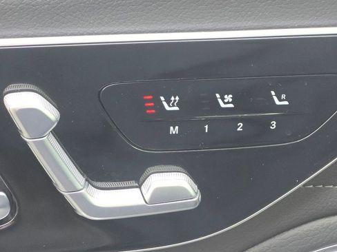 Certified 2022 Mercedes-Benz EQS 580 4MATIC Sedan image 6