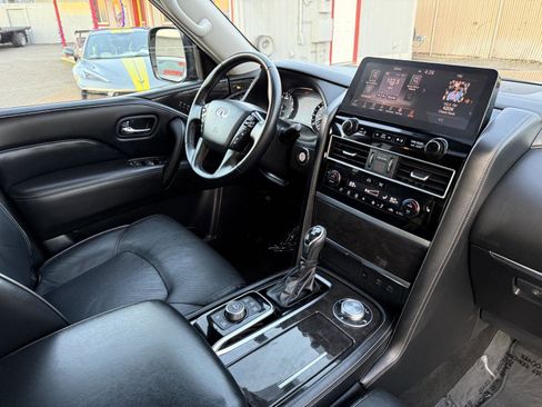 Used 2024 INFINITI QX80 Luxe image 21