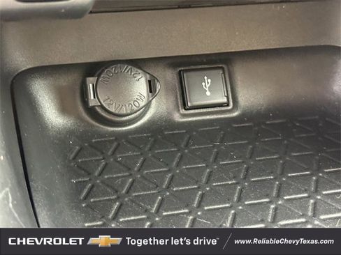 Used 2022 Toyota RAV4 LE image 20