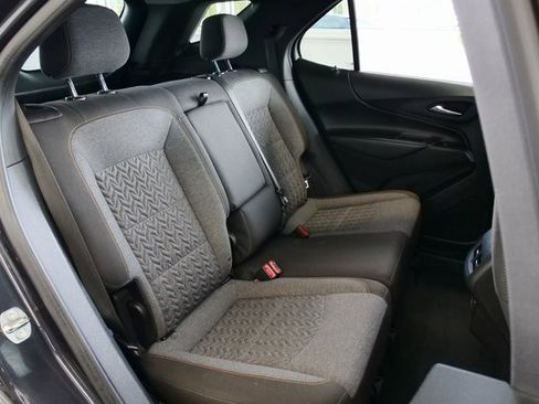 Used 2023 Chevrolet Equinox LT image 14