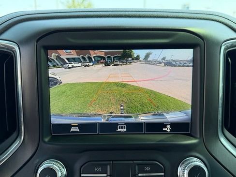 Used 2021 GMC Sierra 1500 AT4 AWD/4WD image 17