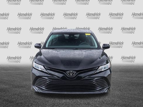 Used 2019 Toyota Camry LE FWD image 3