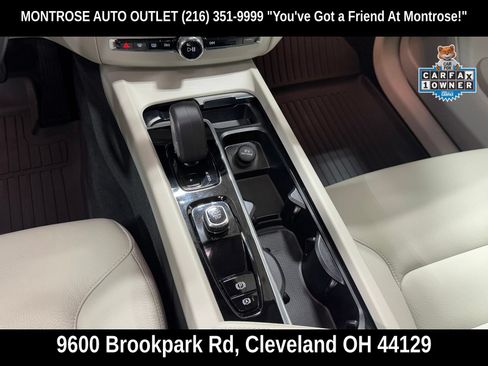 Certified 2024 Volvo XC60 B5 Plus w/ Protection Package Premier AWD/4WD image 25