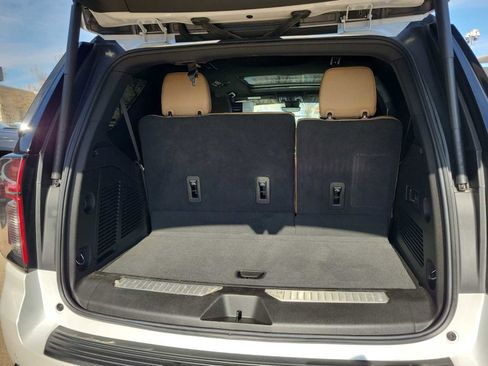 Used 2024 Chevrolet Tahoe Premier w/ Advanced Technology Package image 19