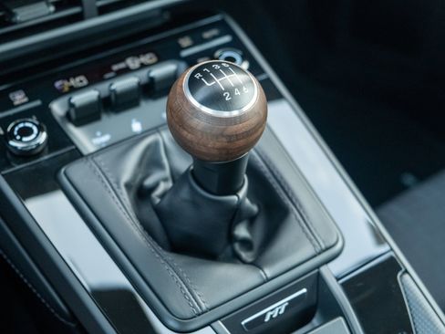 New 2026 Porsche 911 Carrera T image 31