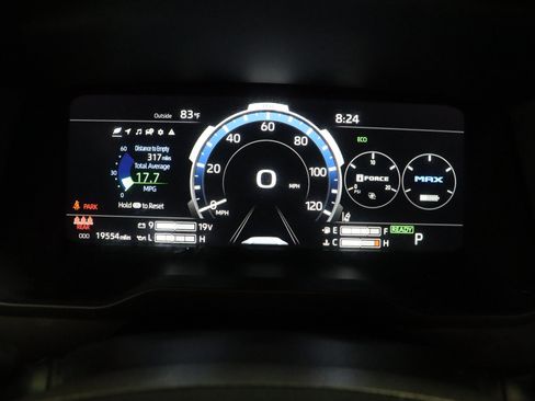 Used 2024 Toyota Tundra Limited image 43