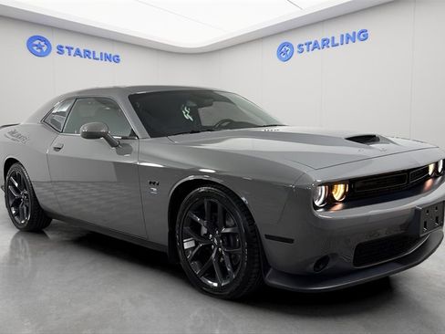 Used 2023 Dodge Challenger R/T w/ Blacktop Package image 13