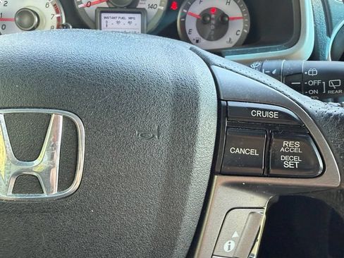 Used 2012 Honda Pilot Touring image 19