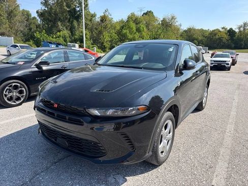 Used 2024 Dodge Hornet GT AWD/4WD image 2