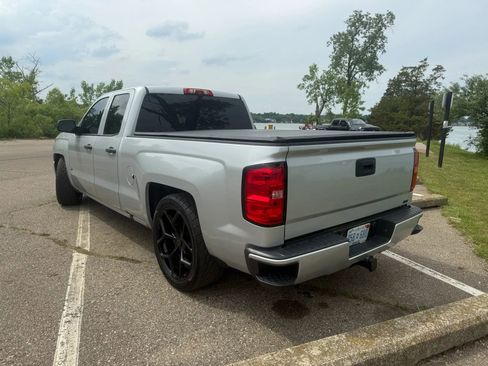 Used 2018 Chevrolet Silverado 1500 Custom w/ Custom Value Package AWD/4WD image 7