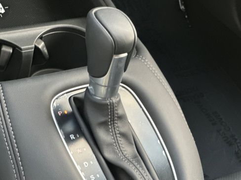 Certified 2026 Honda HR-V EX-L image 21