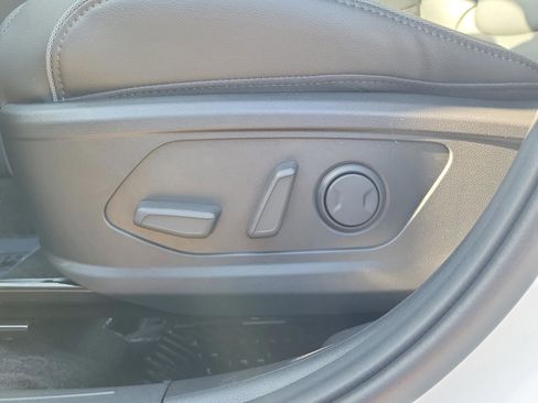 New 2025 Hyundai Santa Cruz Limited image 12