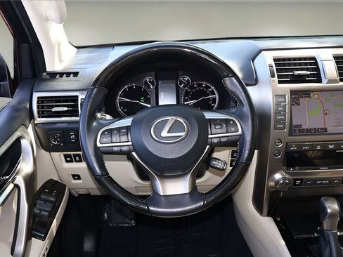 Used 2020 Lexus GX 460 Premium w/ Premium Package image 15