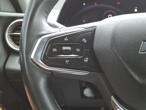 Used 2024 Chevrolet Trax ACTIV w/ Driver Confidence Package FWD image 23