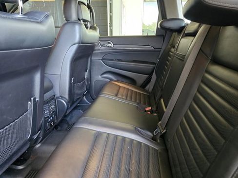 Used 2020 Jeep Grand Cherokee Limited X image 32