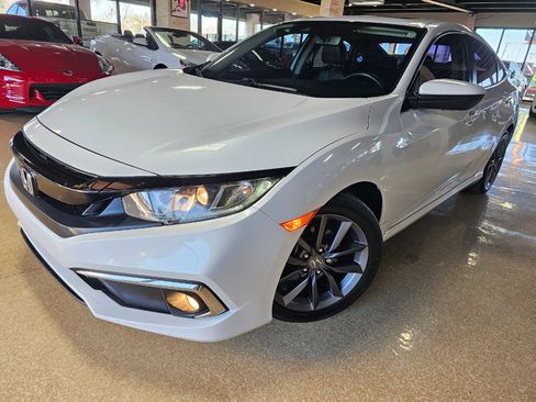 Used 2021 Honda Civic EX-L image 3