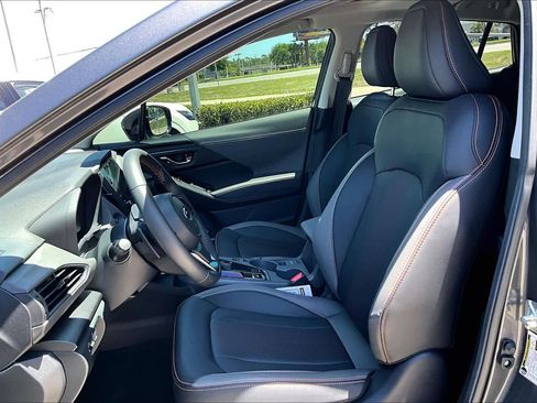 Used 2025 Subaru Crosstrek 2.5i Limited AWD/4WD image 8