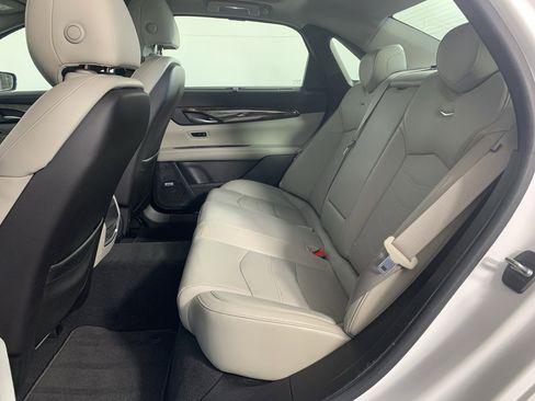 Used 2017 Cadillac CT6 Luxury image 33