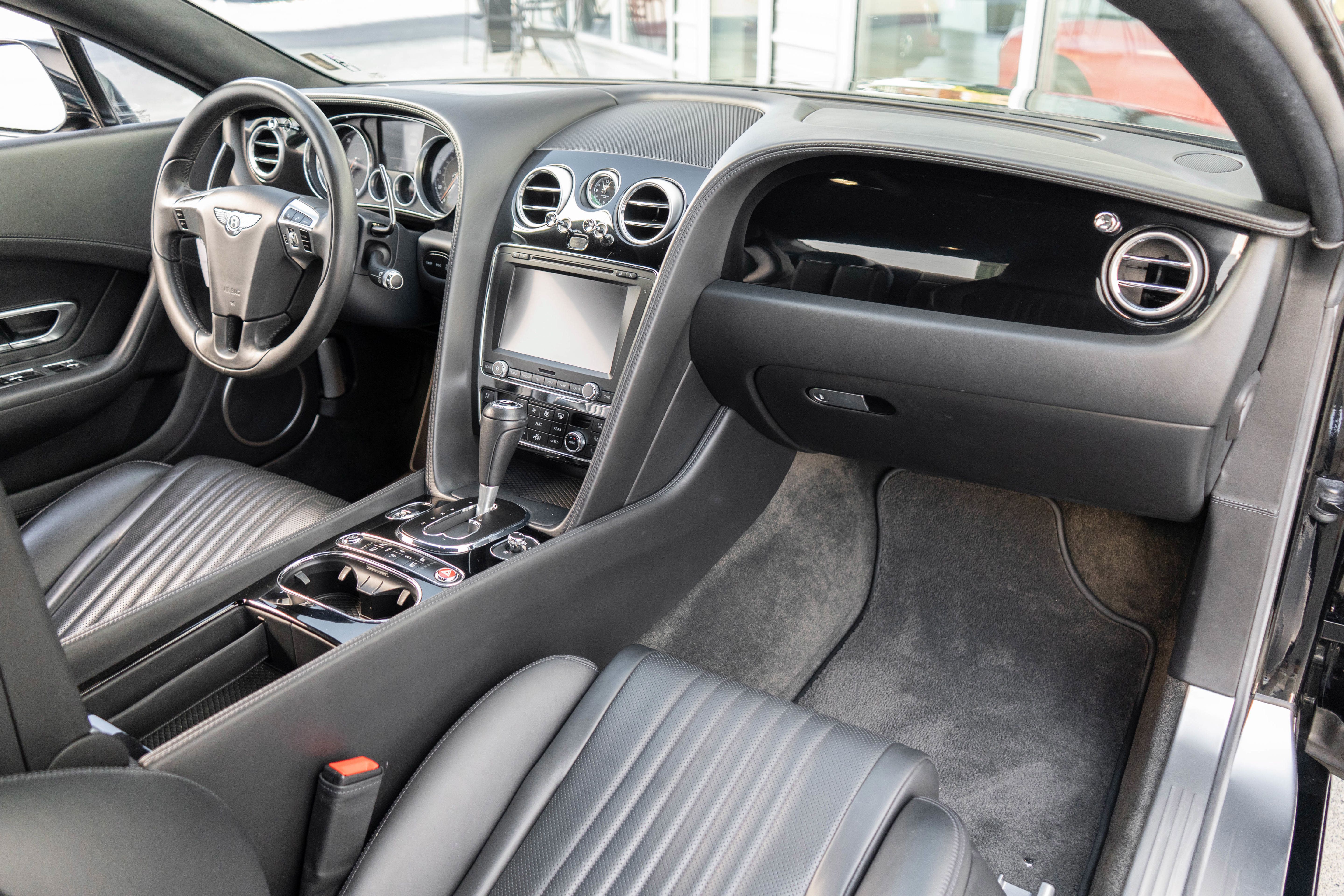 Used 2016 Bentley Continental GT AWD/4WD image 26