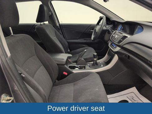 Used 2015 Honda Accord EX image 14