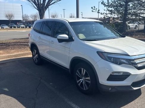 Used 2018 Honda Pilot EX image 1