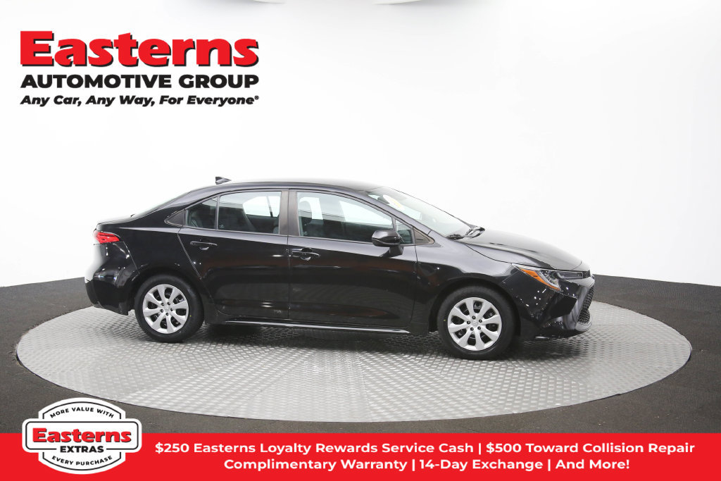 Used 2021 Toyota Corolla LE w/ Carpet Mat Package (TMS) FWD image 49