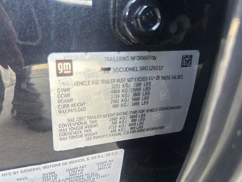 Used 2024 Chevrolet Silverado 1500 ZR2 w/ Technology Package image 61