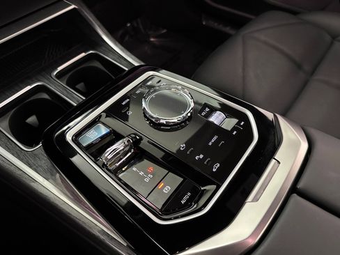 Certified 2023 BMW 740i 740i image 19