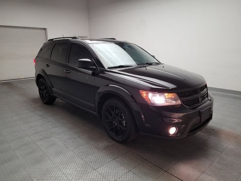 Used 2017 Dodge Journey GT FWD image 13