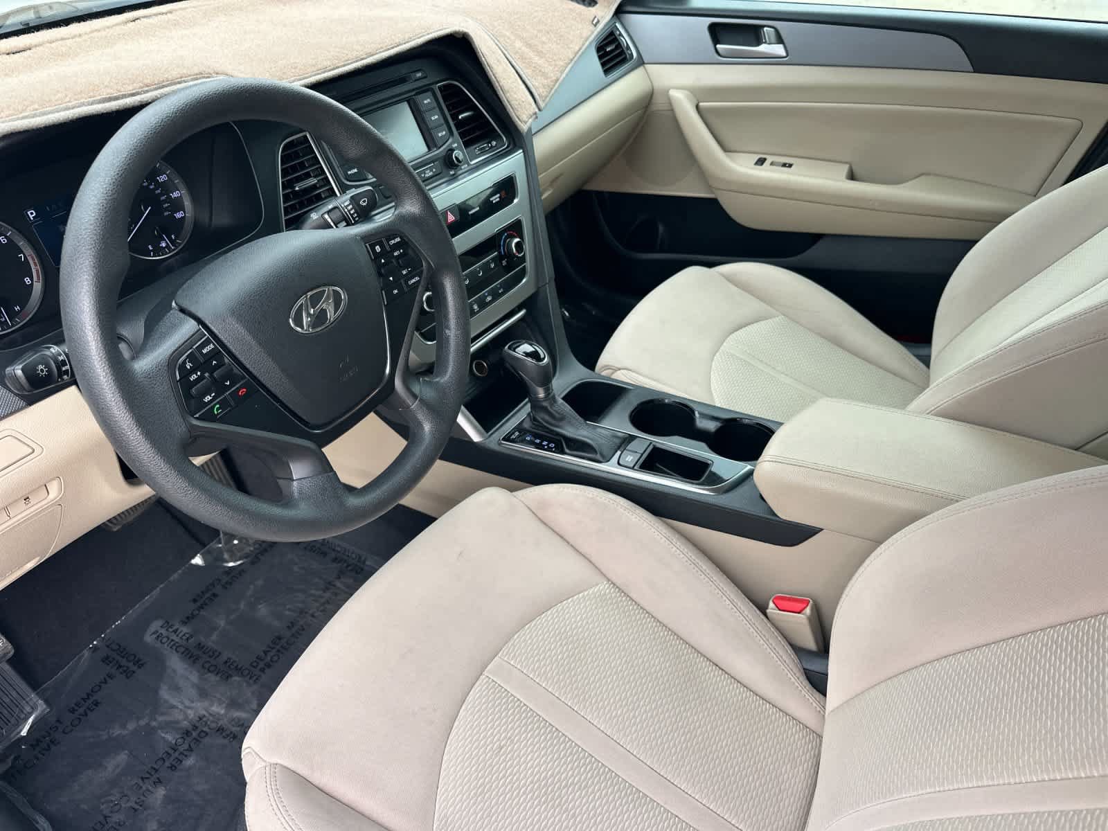 Used 2015 Hyundai Sonata SE w/ Option Group 09 FWD image 12