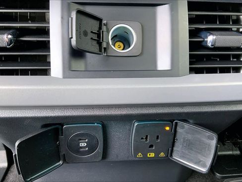 Certified 2024 Ford F150 Lariat w/ FX4 Off-Road Package image 34