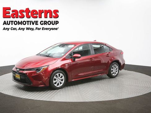 Used 2024 Toyota Corolla LE image 97