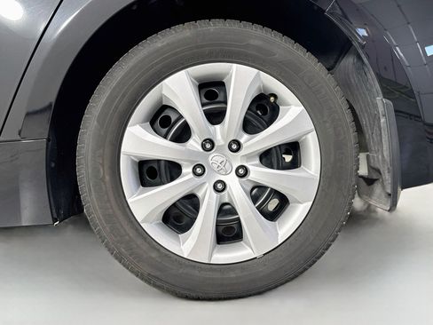 Certified 2025 Toyota Corolla LE FWD image 30