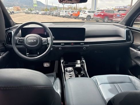 Used 2025 Kia Sorento SX Prestige AWD/4WD image 24