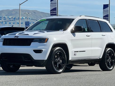 Used 2021 Jeep Grand Cherokee Freedom Edition image 8