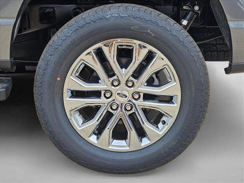 New 2025 Ford F150 Lariat w/ Equipment Group 501A Mid image 10