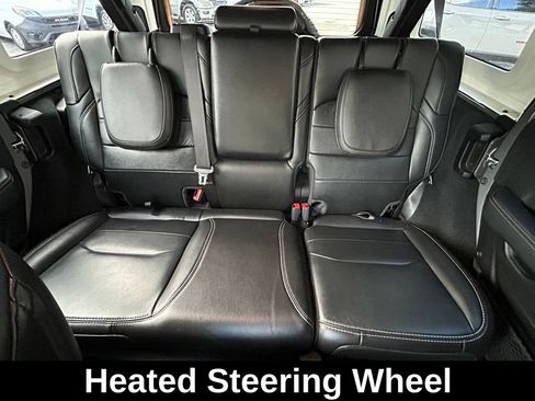 Used 2022 Jeep Wrangler Unlimited Sahara w/ Cold Weather Group AWD/4WD image 13