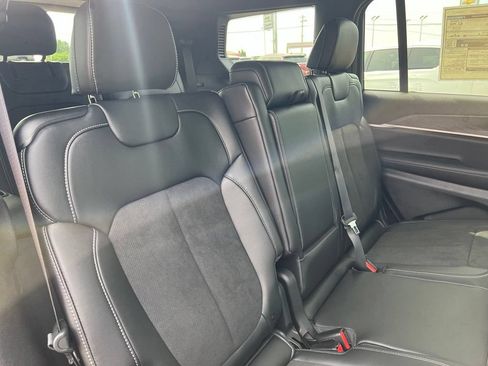 New 2026 Jeep Grand Cherokee L 4WD image 18