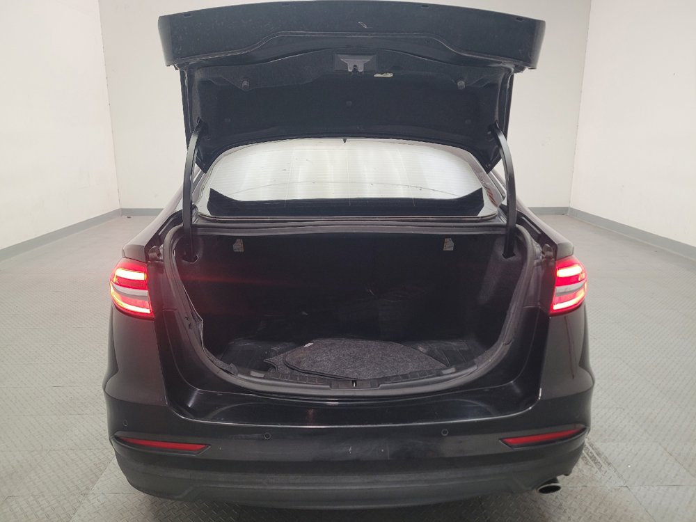 Used 2019 Ford Fusion SE w/ Equipment Group 151A FWD image 29