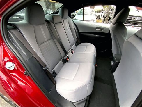 Used 2026 Toyota Corolla SE image 18