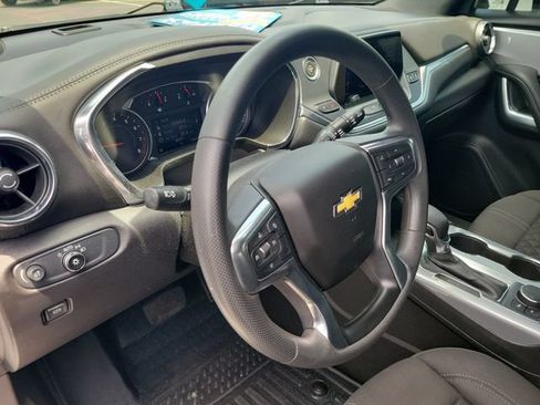 Used 2021 Chevrolet Blazer LT FWD image 19