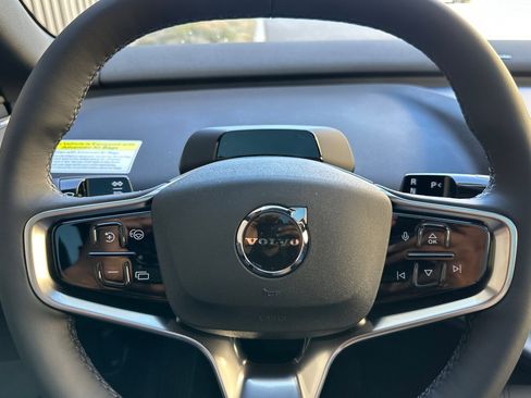 New 2025 Volvo EX30 Plus w/ Protection Package Premier image 24