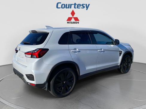 Used 2023 Mitsubishi Outlander Sport ES AWD/4WD image 6