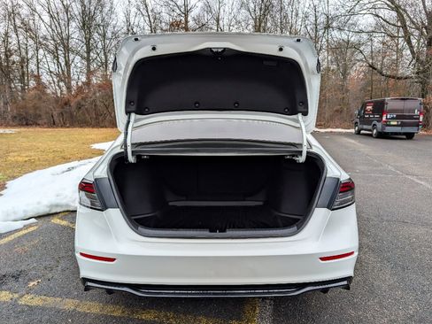 Used 2024 Honda Accord Sport image 7