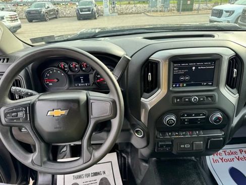 Used 2025 Chevrolet Silverado 3500 W/T AWD/4WD image 13