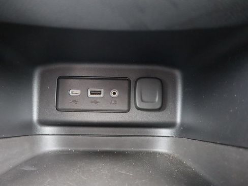 Used 2019 Chevrolet Equinox LT AWD/4WD image 17