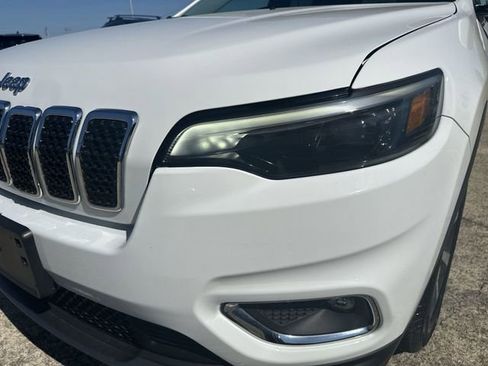 Used 2019 Jeep Cherokee Limited w/ Luxury Group AWD/4WD image 41