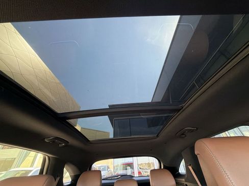 Used 2026 Genesis GV70 2.5T Advanced image 16